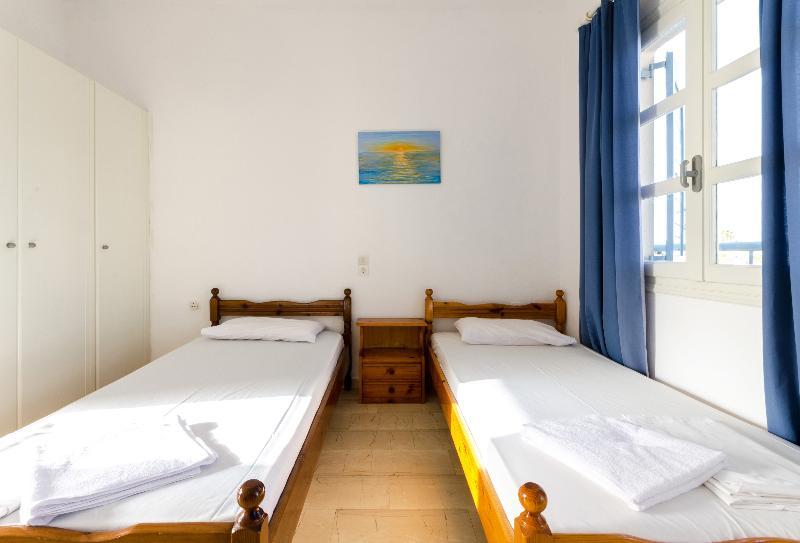Aris Apartments Малиа Экстерьер фото